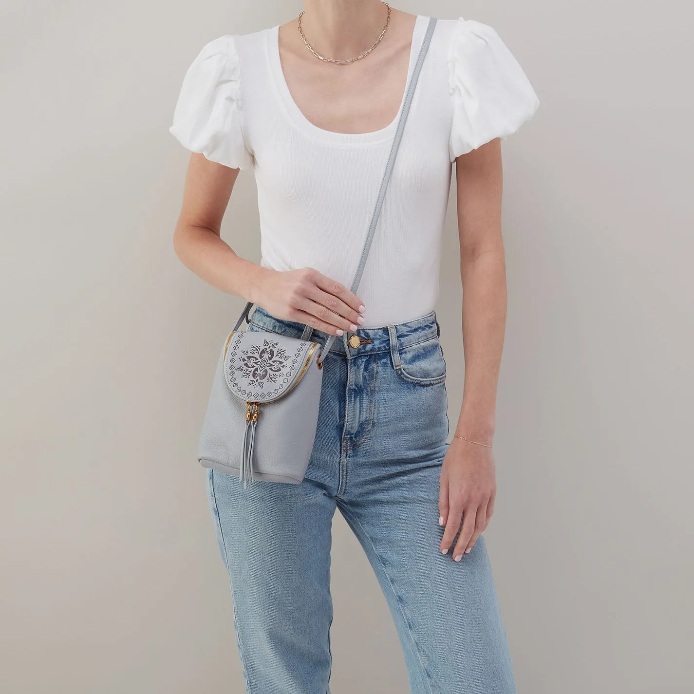 Fern Crossbody In Pebbled Leather - Blue Pearl