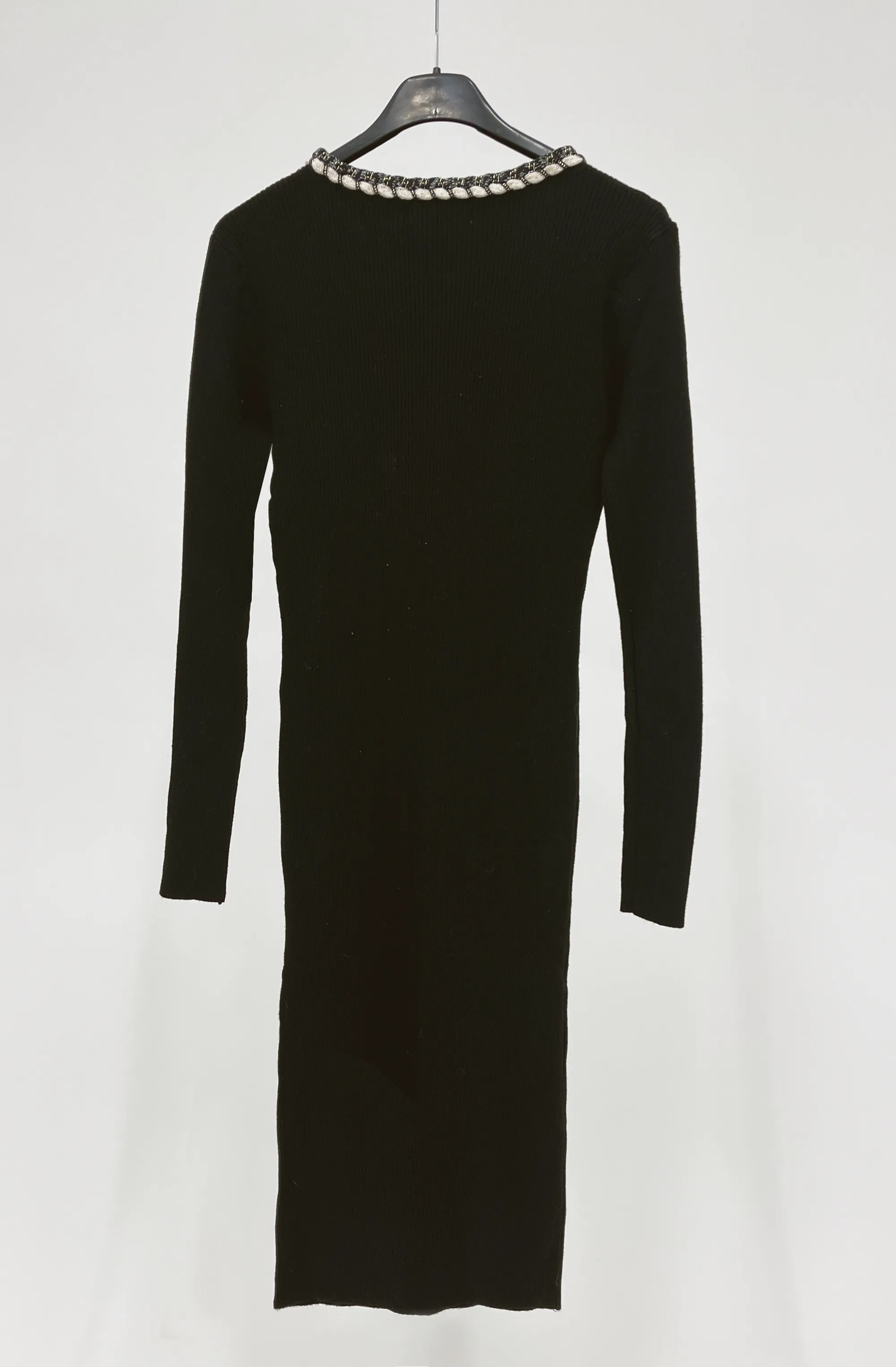 Fitted Ribbed Knit Dress with Contrasting Rope Trim