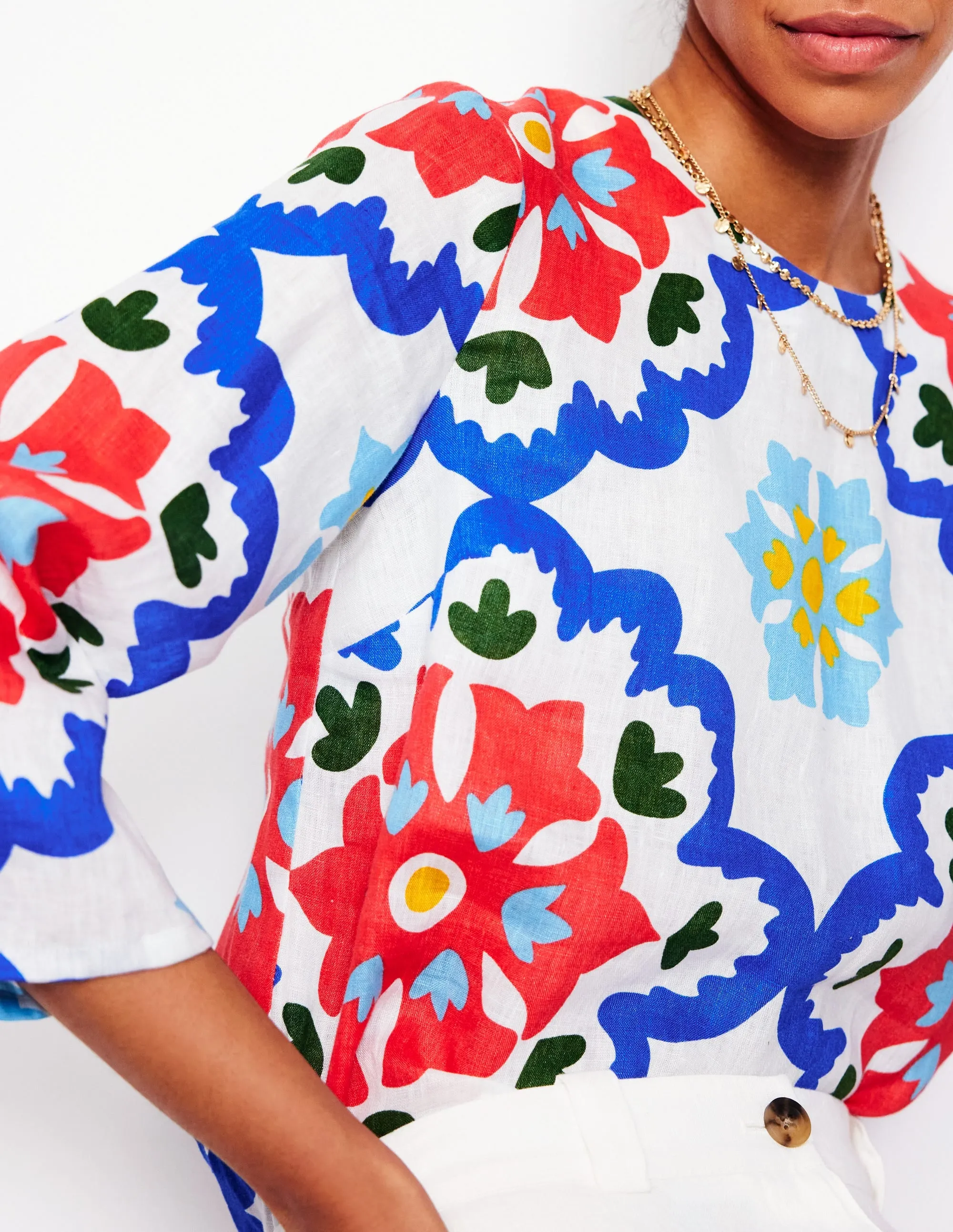 Fluted Sleeve Linen Top-Ivory. Bloom Geo