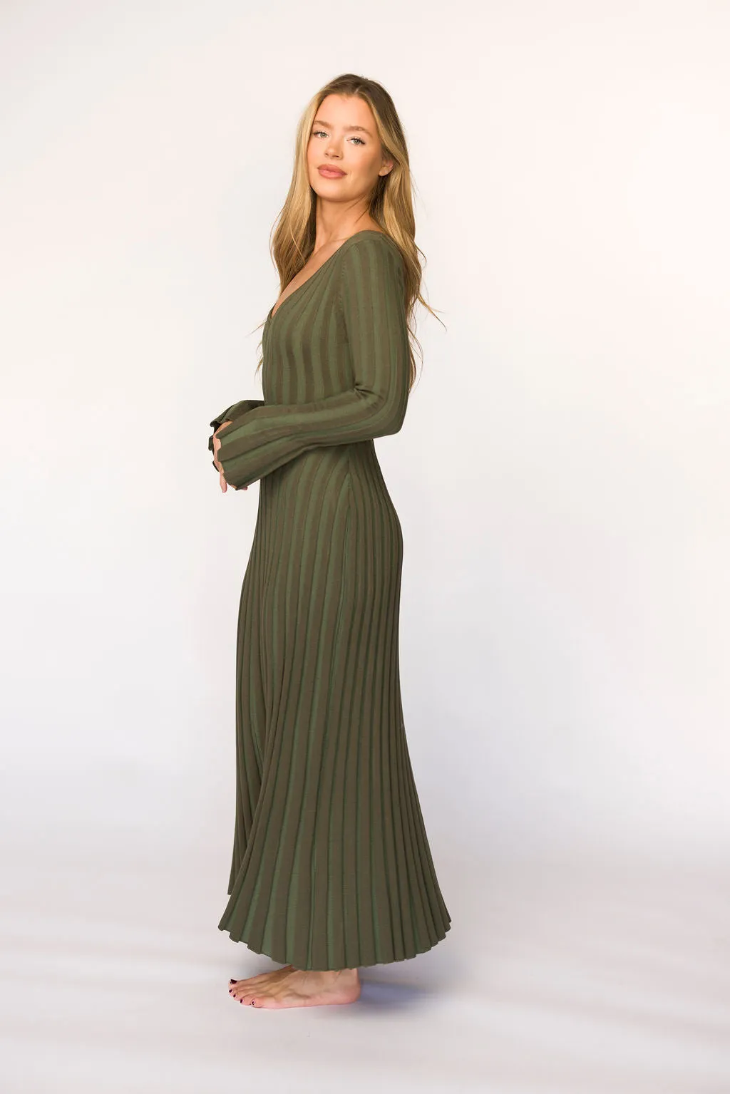 Hadley Long Sleeve V-Neck Knit Maxi Dress in Olive- Bump Friendly