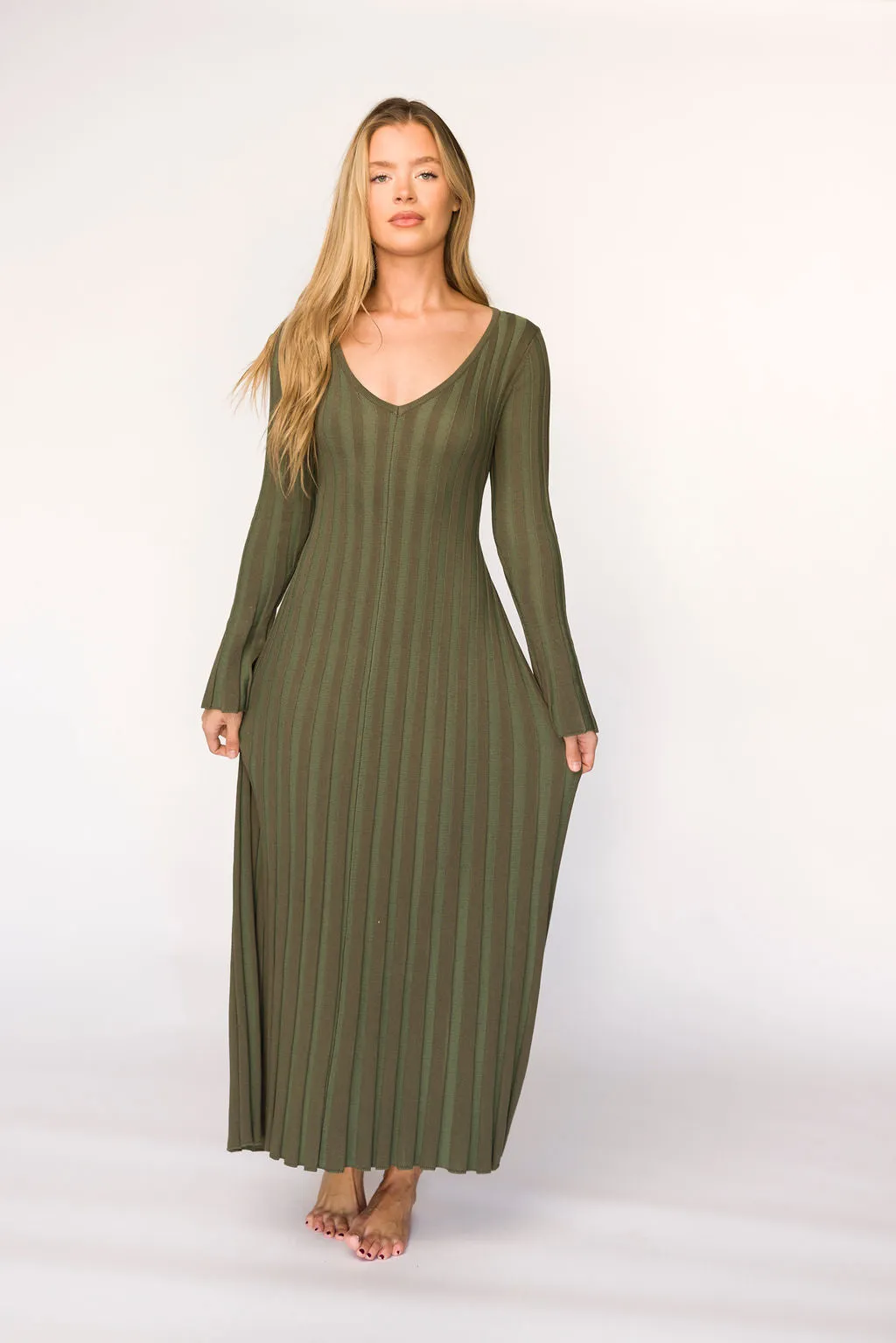 Hadley Long Sleeve V-Neck Knit Maxi Dress in Olive- Bump Friendly