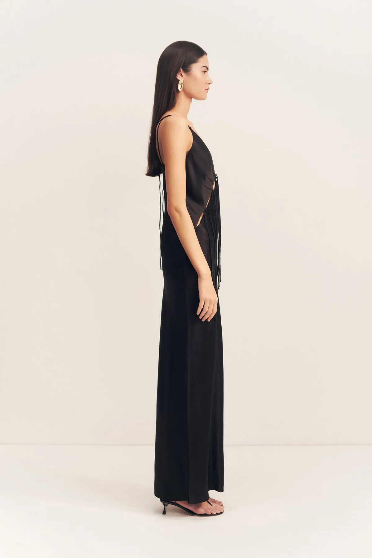 SAVANNA PLUNGED TIE MAXI DRESS - BLACK