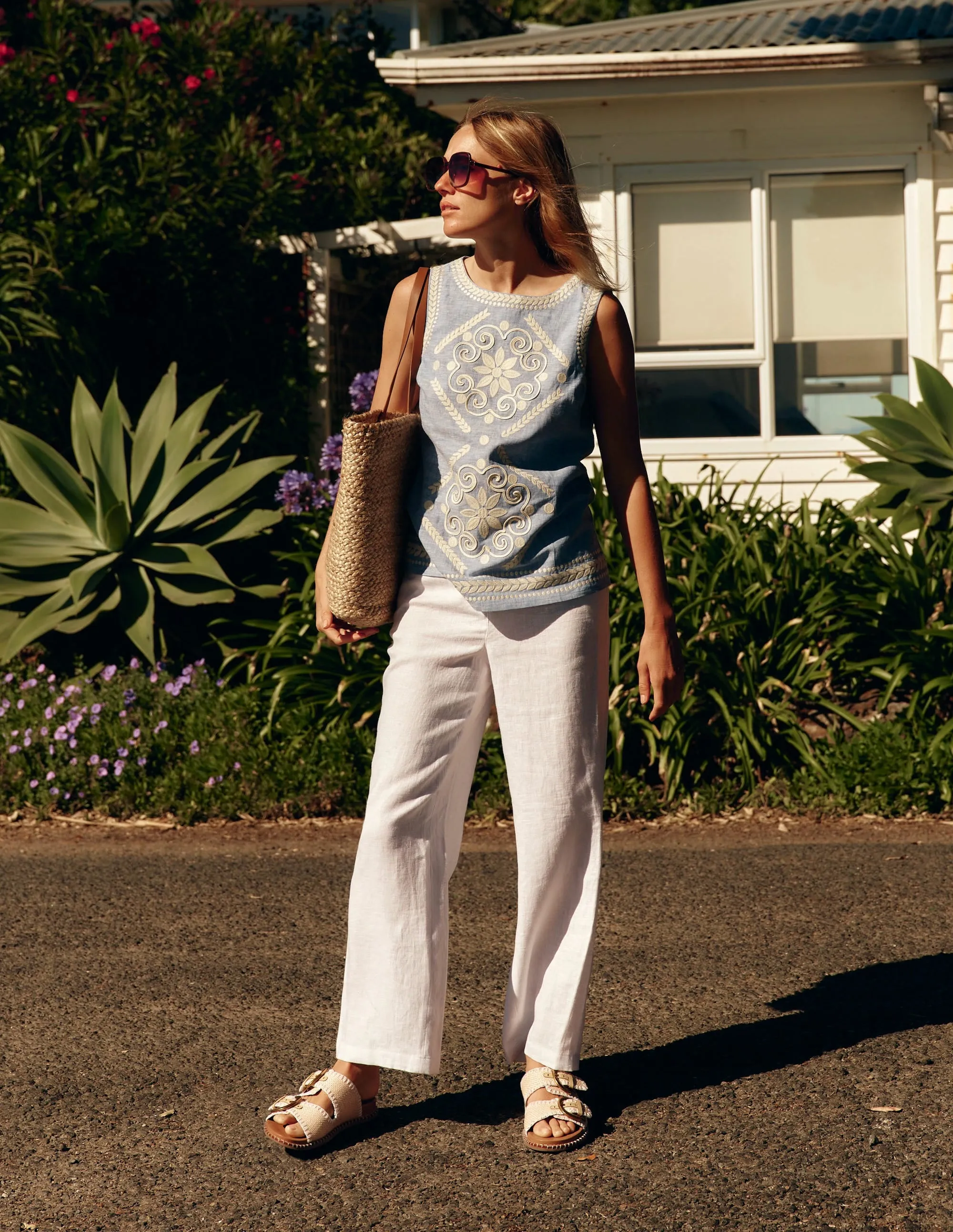 Westbourne Crop Linen Trousers-White