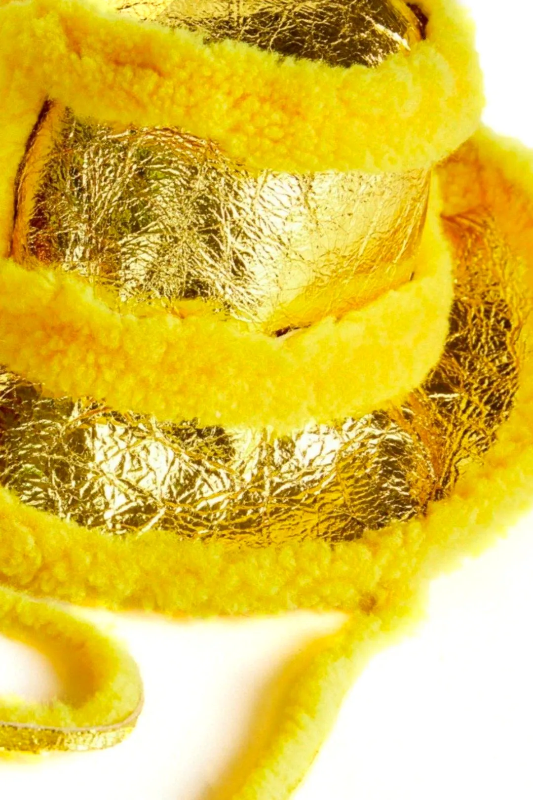 YELLOW SHINY LEATHER BUCKET HAT